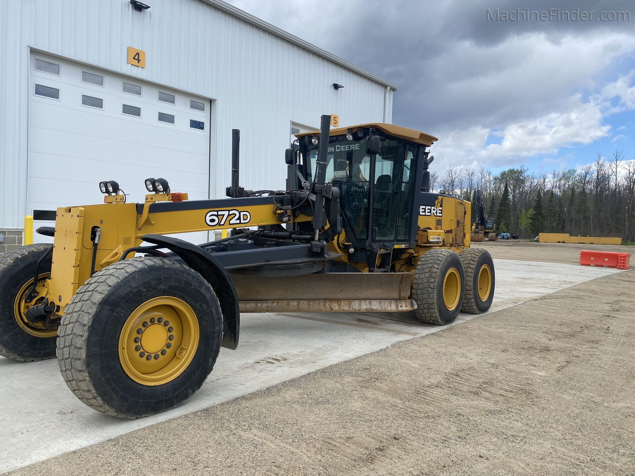 John Deere D Series (Grader)