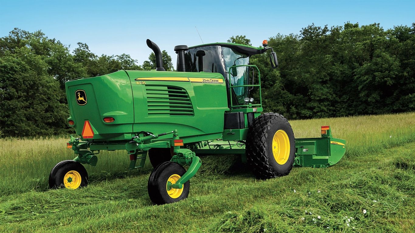 John Deere W200 Series (Harvester)