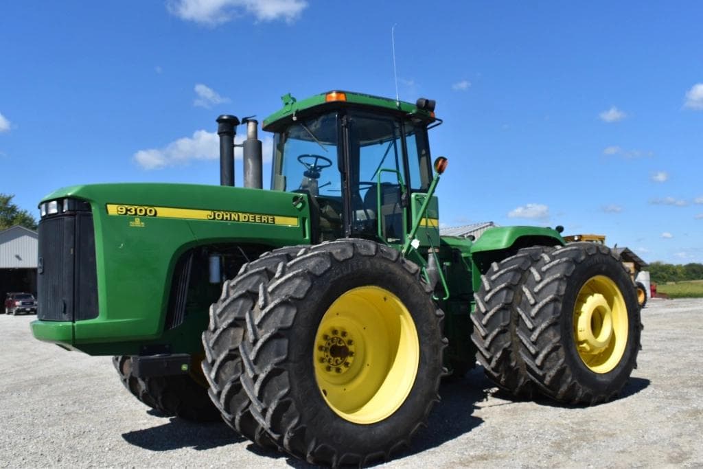 John Deere Tractor 9000 Series