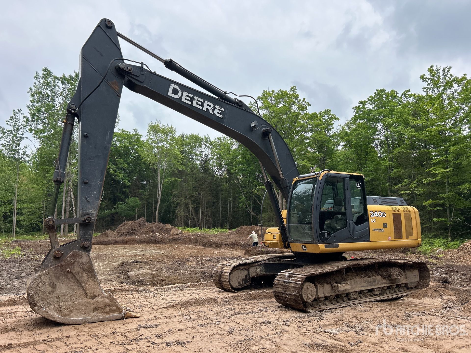John Deere D Series (Excavator)