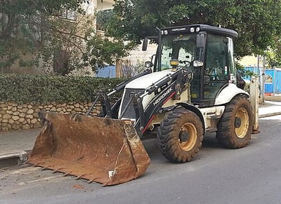 Hidromek Backhoe Loader